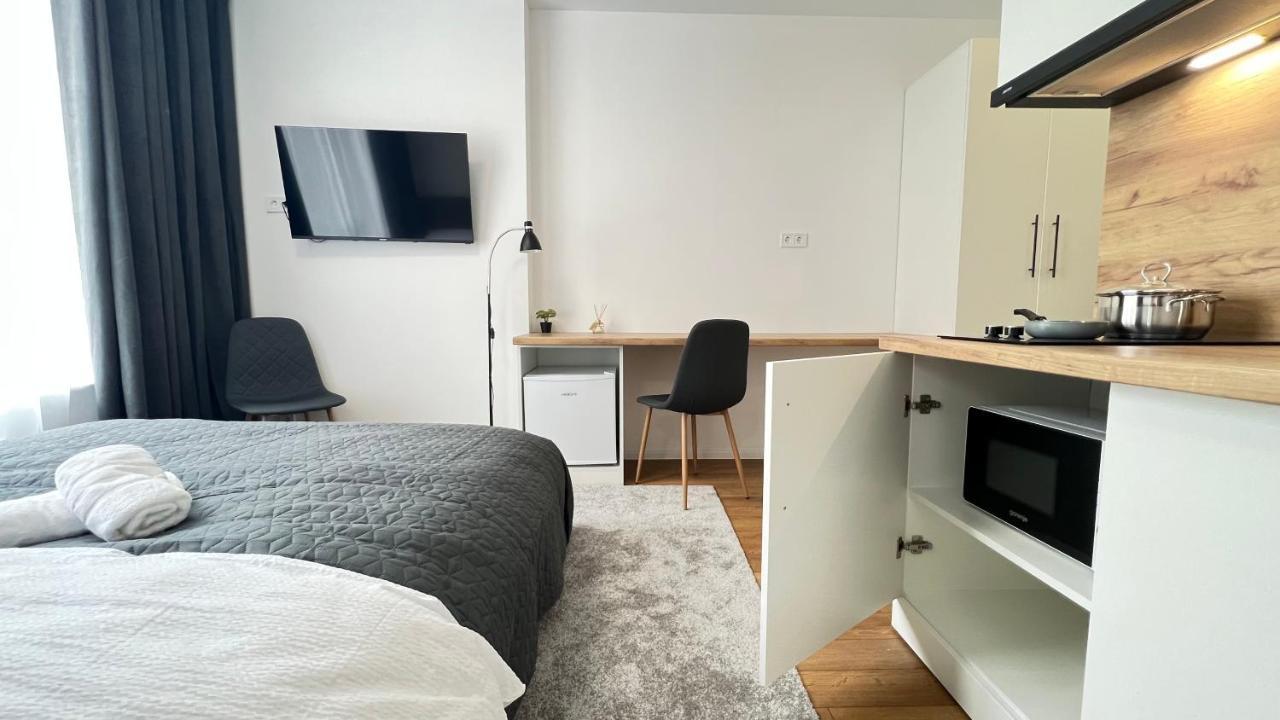 Appartement Cube House à Kiev Extérieur photo