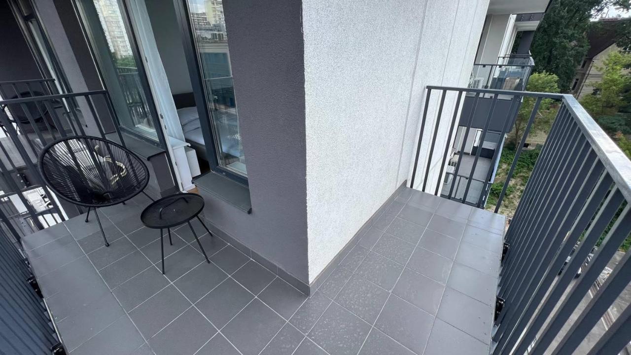 Appartement Cube House à Kiev Extérieur photo