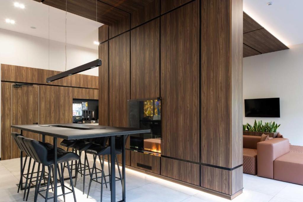 Appartement Cube House à Kiev Extérieur photo